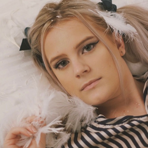 Tabi Kate