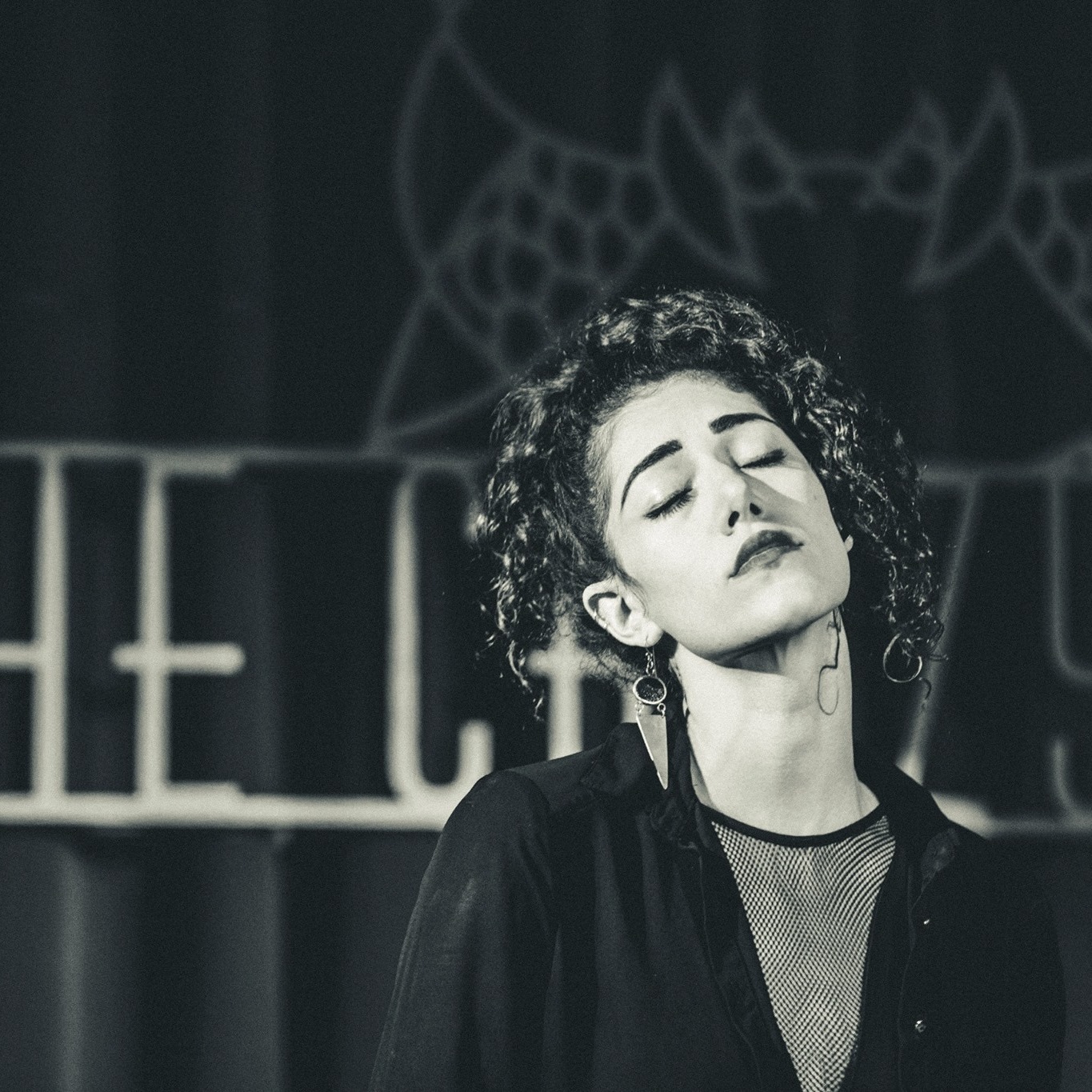 Naomi Banks - Hotvox