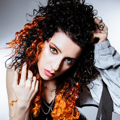 IZZY T
